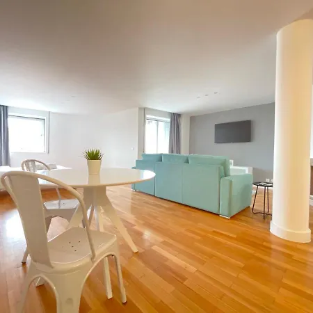 Center • Collection By Perpetual Relax *