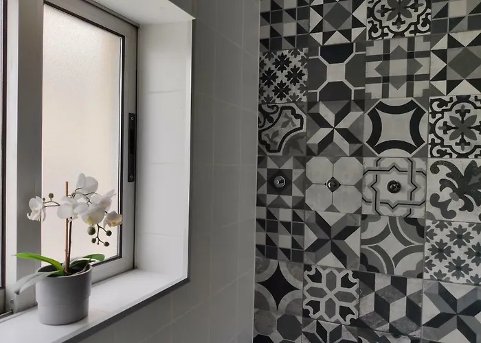 Center • Collection By Perpetual Relax